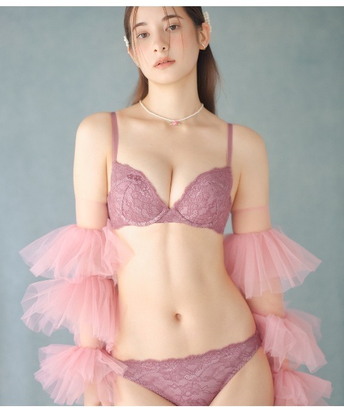 ほど良く寄せ上げるブラ＆ショーツセット】なちゅこれシンプル