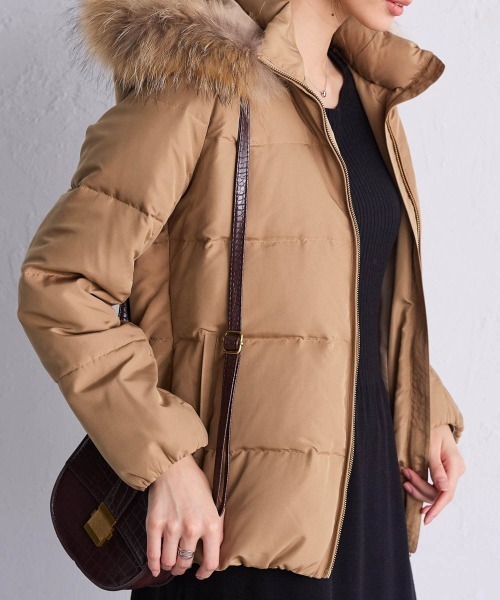 セール】リアルファー付ショート丈ダウンコート（ダウンジャケット