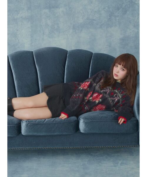 CALNAMUR（カルナムール）の「ローズ＆リボンジャガードニット（ニット