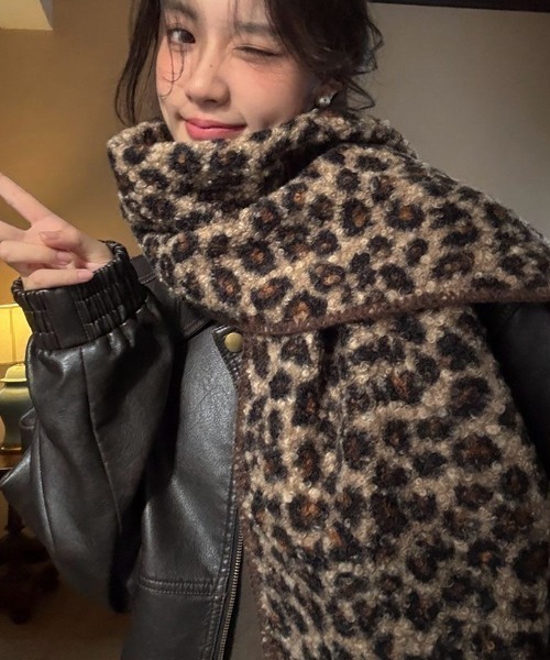 セール】ヒョウ柄もこもこマフラー（マフラー）｜ViViDAY（ビビデー