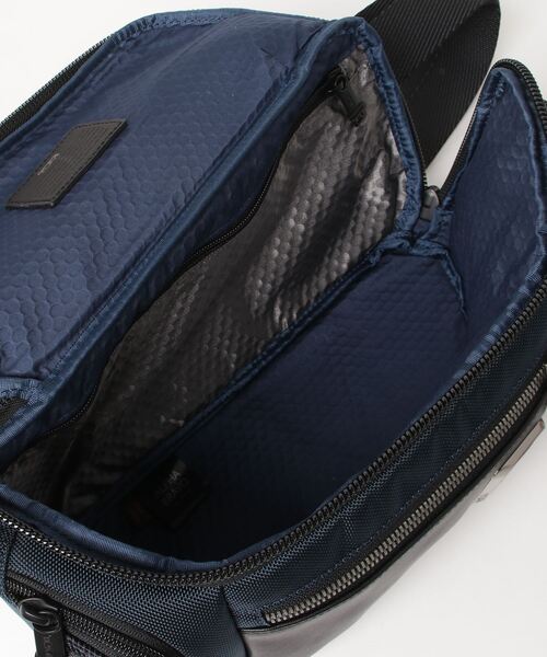 TUMI（トゥミ）の「TUMI KELLEY SLING トゥミ ケリー スリング ボディ