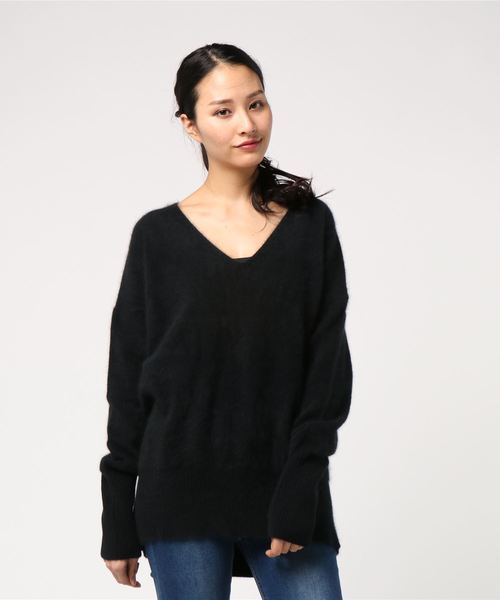 Deuxieme Classe（ドゥーズィエムクラス）の「FUWAシャギーVネックプル