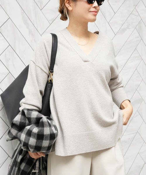 セール】*追加 OLBIA Vネック プルオーバー（ニット/セーター