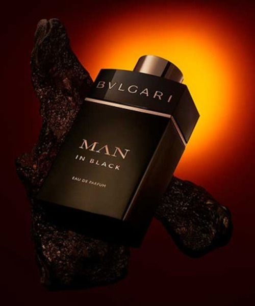 ブルガリ マン イン ブラック オードパルファム 60mL（香水）｜BVLGARI