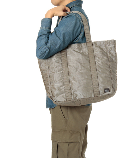 PORTER（ポーター）の「PORTER OVERDYE TOTE BAG LARGE <B印 YOSHIDA