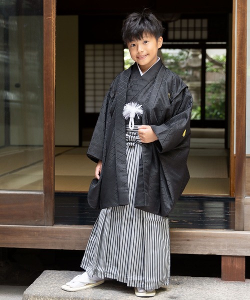 セール】ボーイズ 羽織袴セット 男の子 5歳 7歳 金刺繍紋入り 七五三