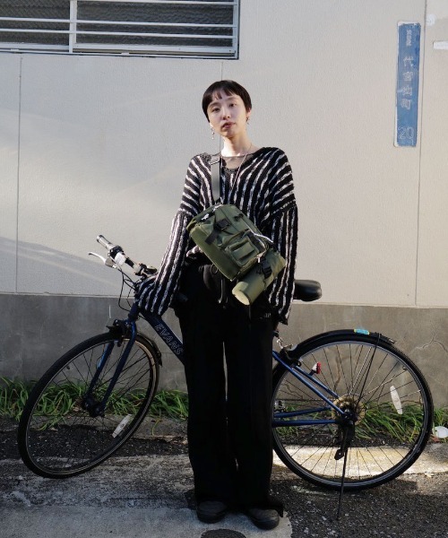 Ameri（アメリ）の「HAND STITCH STRIPE KNIT TOP（ニット/セーター