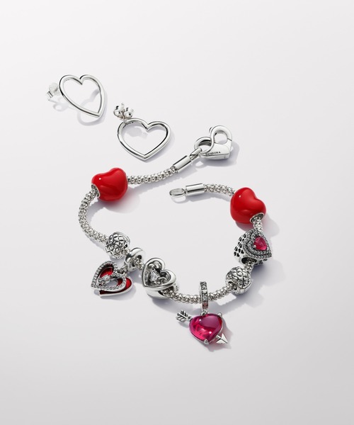 PANDORA（パンドラ）の「Pandora Moments スタッディド チェーン