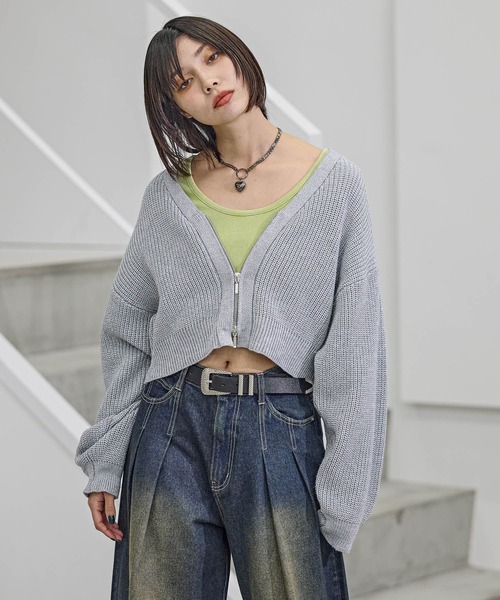 PAGEBOY（ページボーイ）の「ラメZIPショートカーディガン