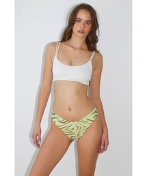 FLAG by ALEXIA STAM｜フラッグバイアリシアスタンの水着（ゼブラ柄