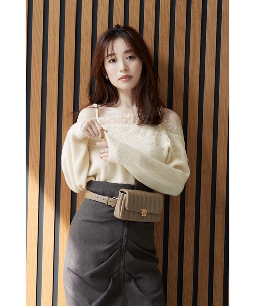 SNIDEL（スナイデル）の「レーストリミングニットプルオーバー（ニット