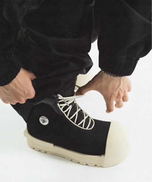 FREE WORLD ORDER（フリーワールドオーダー）の「ストリート