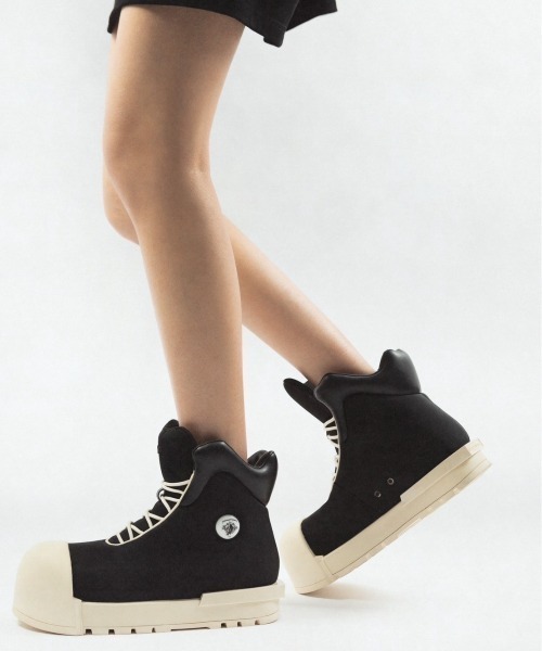 FREE WORLD ORDER（フリーワールドオーダー）の「ストリート