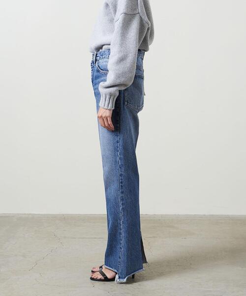 INSCRIRE（アンスクリア）の「＜INSCRIRE（アンスクリア）＞スリット