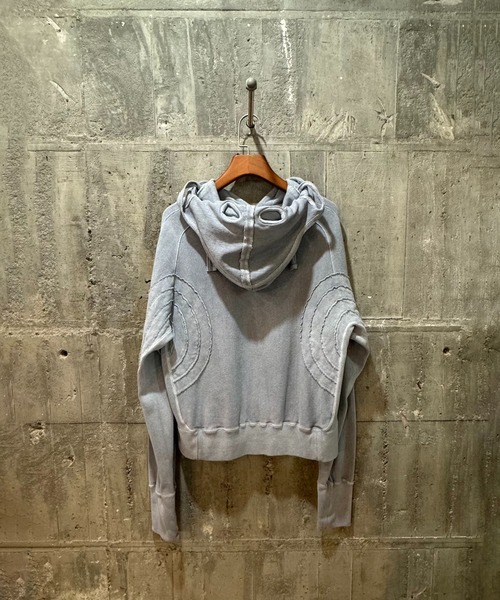 ORBIT MASK HOOD（パーカー）｜JIAN YE（ジェンイェ）のファッション