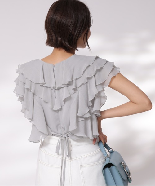 Apuweiser-riche（アプワイザーリッシェ）の「フリルショートブラウス