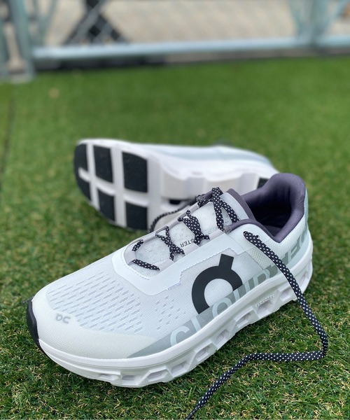 ON/オン メンズ スニーカー クッション 厚底 ランニング Cloudmonster