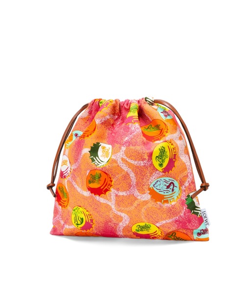 LOEWE（ロエベ）の「ボトルキャップ ドローストリングポーチ