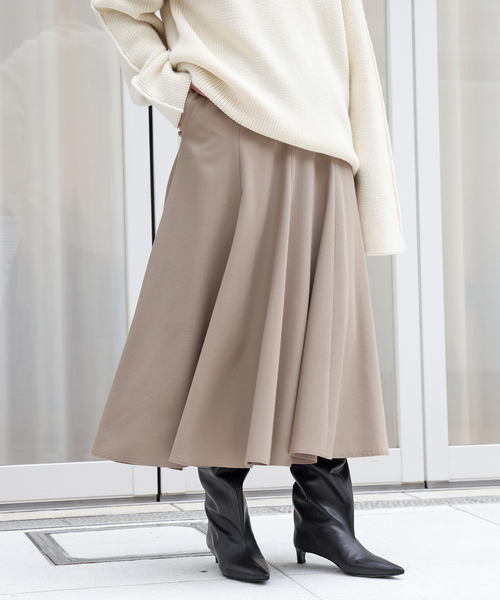 Deuxieme Classe（ドゥーズィエムクラス）の「Engaging スカート