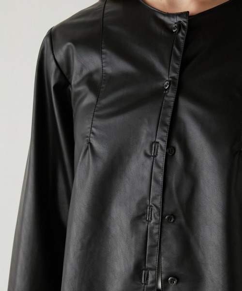 LA PEAU DE GEM（ラポドゥジェム）の「【LA PEAU DE GEM】クロップド