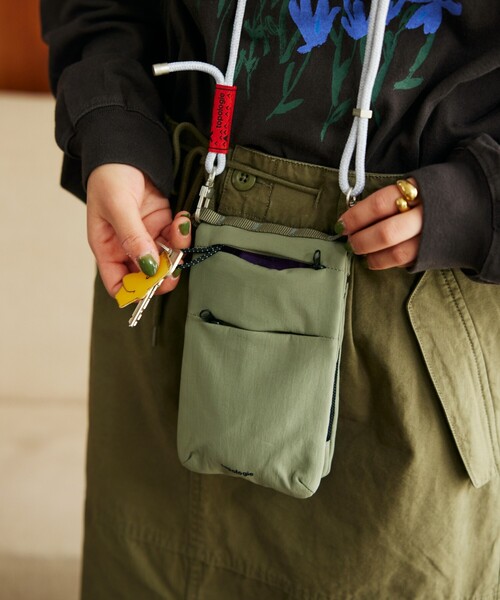 Topologie（トポロジー）の「Topologie/トポロジー Phone Sacoche