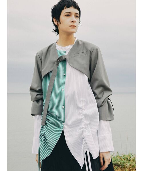 UN3D.（アンスリード）の「クロップドジャケット（ノーカラー