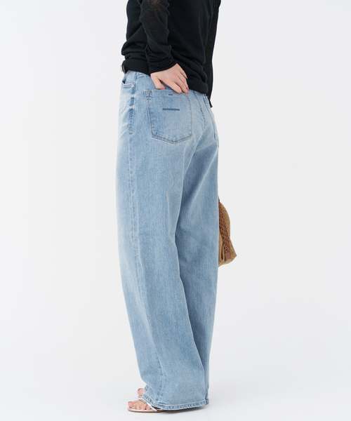 IENA（イエナ）の「YANUK/ヤヌーク JOAN ルーズストレートデニム