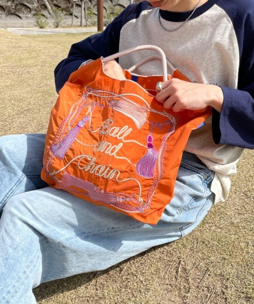 BALL&CHAIN/ボールアンドチェーン] TASSEL 刺繍デザインナイロントート