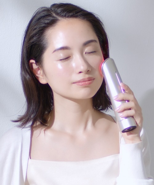 フォトプラス シャイニー ネオ（美容器具）｜YA‐MAN（ヤーマン）の