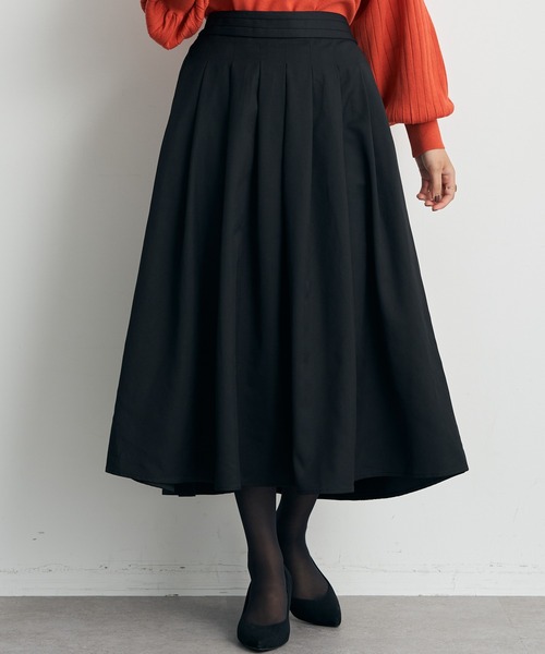 YECCA VECCA（イェッカヴェッカ）の「タックフレアロングスカート