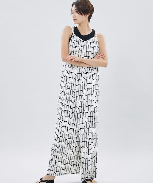 UN3D.（アンスリード）の「【UN3D./アンスリード】CRYSTAL PLEATS AIO