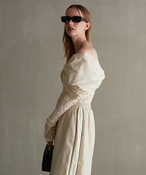 PRANK PROJECT（プランクプロジェクト）の「オフショルリボントップ