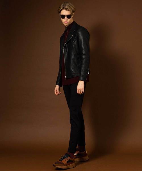 UNITED TOKYO（ユナイテッドトウキョウ）の「カーフレザーダブル