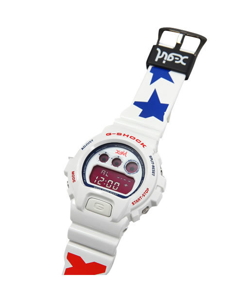 X-girl（エックスガール）の「X-girl×G-SHOCK DW 6900（アナログ腕時計
