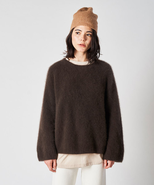 Whim Gazette（ウィムガゼット）の「ファーニット畦クルーネックプル