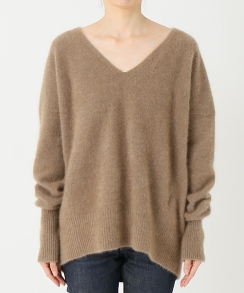 Deuxieme Classe（ドゥーズィエムクラス）の「FUWAシャギーVネックプル