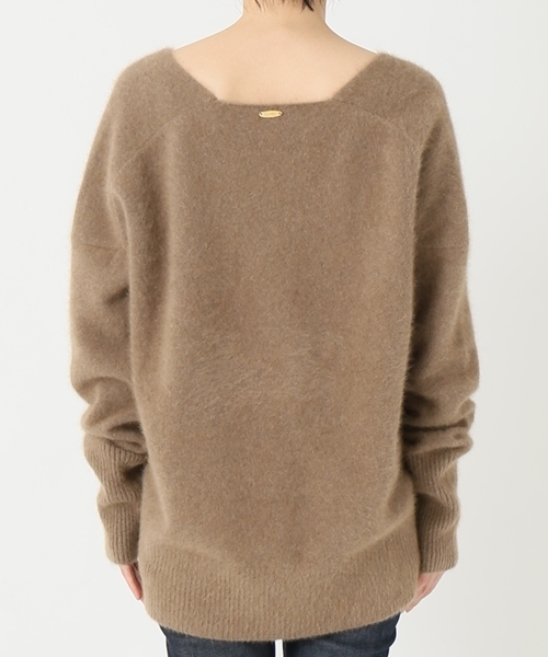 Deuxieme Classe（ドゥーズィエムクラス）の「FUWAシャギーVネックプル