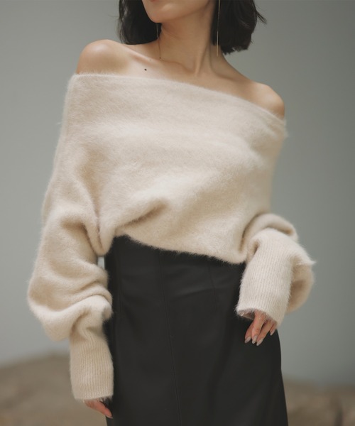 anuans（アニュアンス）の「ラクーンフォックスオフショルニットプル