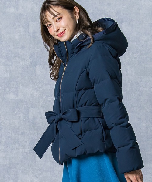 QUEENS COURT（クイーンズコート）の「ショートダウン（ダウン