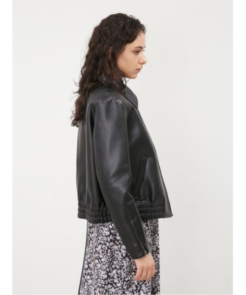 Mila Owen（ミラオーウェン）の「フェイクレザーブルゾンジャケット