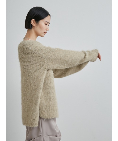 MIESROHE（ミースロエ）の「sustainableロングシャギーVネックニット