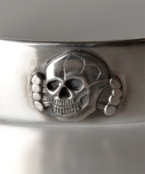 NANO universe（ナノユニバース）の「BLACKBOOTS（ブラックブーツ