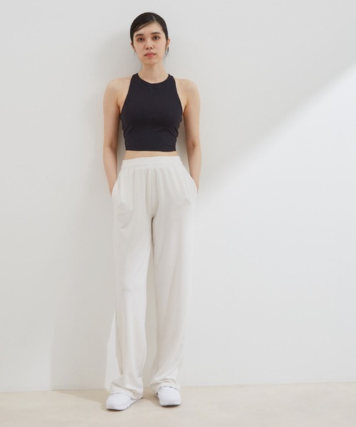 Alo Yoga（アロヨガ）の「【alo】ムーブメントブラトップ（ブラジャー