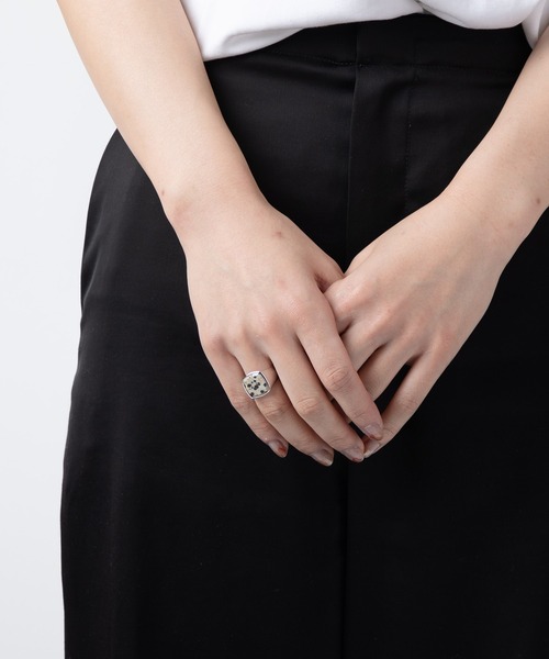 TOM WOOD（トムウッド）の「TOM WOOD cushion leopard ring トムウッド