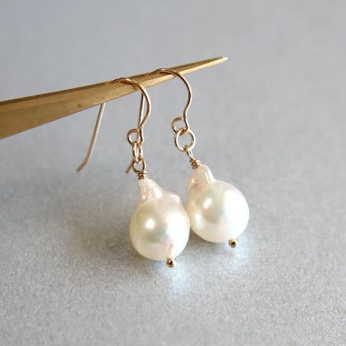 半額SALE・残1】月のしずく 国産アコヤ真珠 バロックパール AAA 14kgf