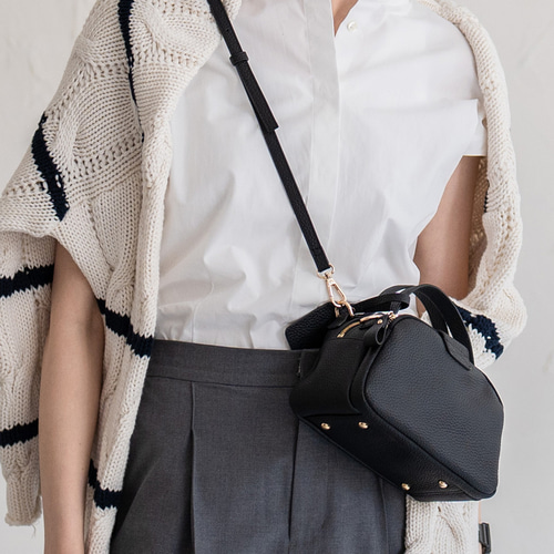 2way 本革 ショルダーバッグ 小さめ 軽量 底鋲 ゴールド金具 ブラック