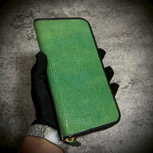 スティングレイ 長財布 ガルーシャ エイ革 ラウンドファスナー カード