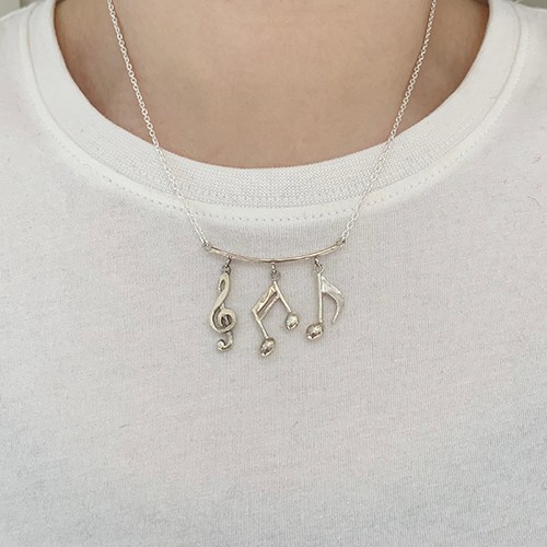 音符ペンダント シルバーアクセサリー ネックレス 音楽 楽譜 ギフト