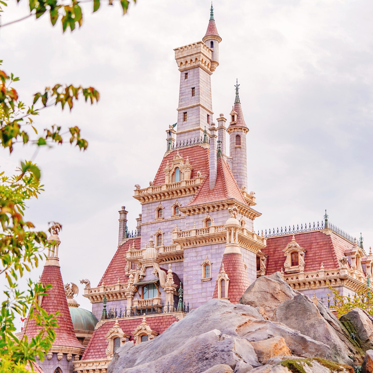 美女と野獣のお城| キャステル | CASTEL ディズニー情報