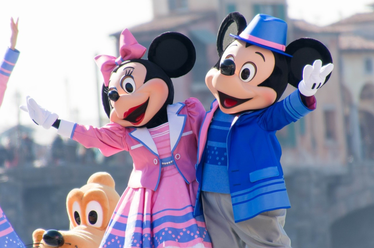 2019】ディズニーランド＆シーのストラップ15選！ペアやプリンセスがお